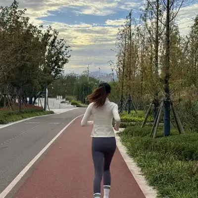 康煜嘉